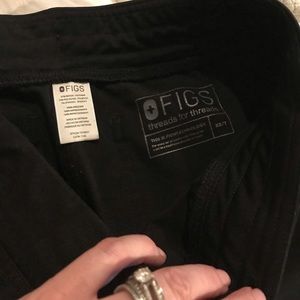 Figs; black; XS/T; like new